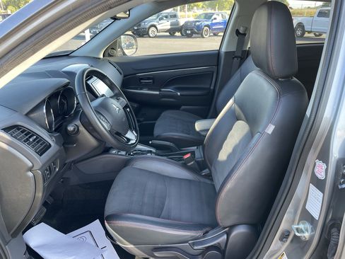 Used 2024 Mitsubishi Outlander Sport AWD image 13