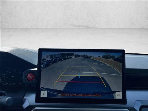 Used 2025 Toyota Tacoma TRD Off-Road image 14