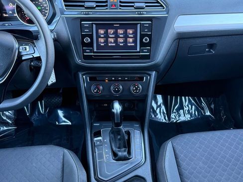 Used 2021 Volkswagen Tiguan S FWD image 24