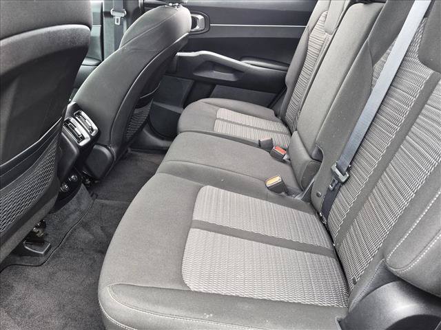 Used 2022 Kia Sorento LX FWD image 16