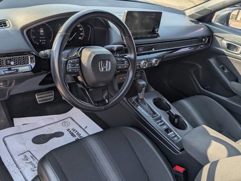Used 2023 Honda Civic Sport image 5