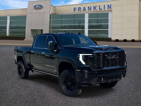 Used 2024 GMC Sierra 2500 Denali Ultimate AWD/4WD image 1