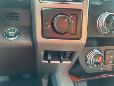 Used 2019 Ford F250 King Ranch w/ King Ranch Ultimate Package image 23