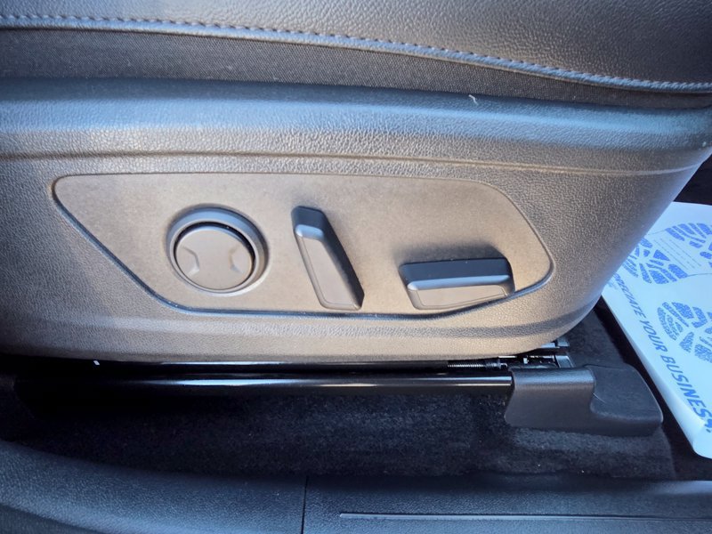 Used 2025 Kia Sorento SX Prestige AWD/4WD image 16