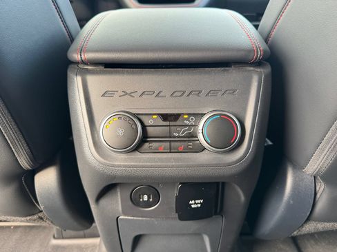 Used 2025 Ford Explorer ST AWD/4WD image 26