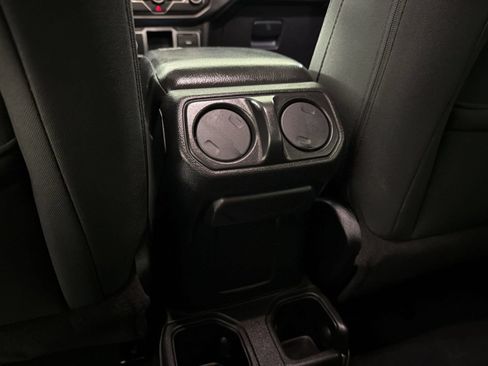 Used 2018 Jeep Wrangler Unlimited Sport AWD/4WD image 26