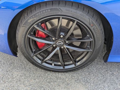 Certified 2024 Nissan Z Performance w/ Floor Mat Package RWD image 10