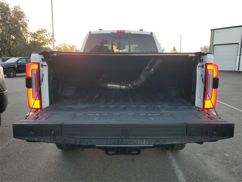 Used 2023 Ford F250 Platinum w/ Tremor Off-Road Package image 9