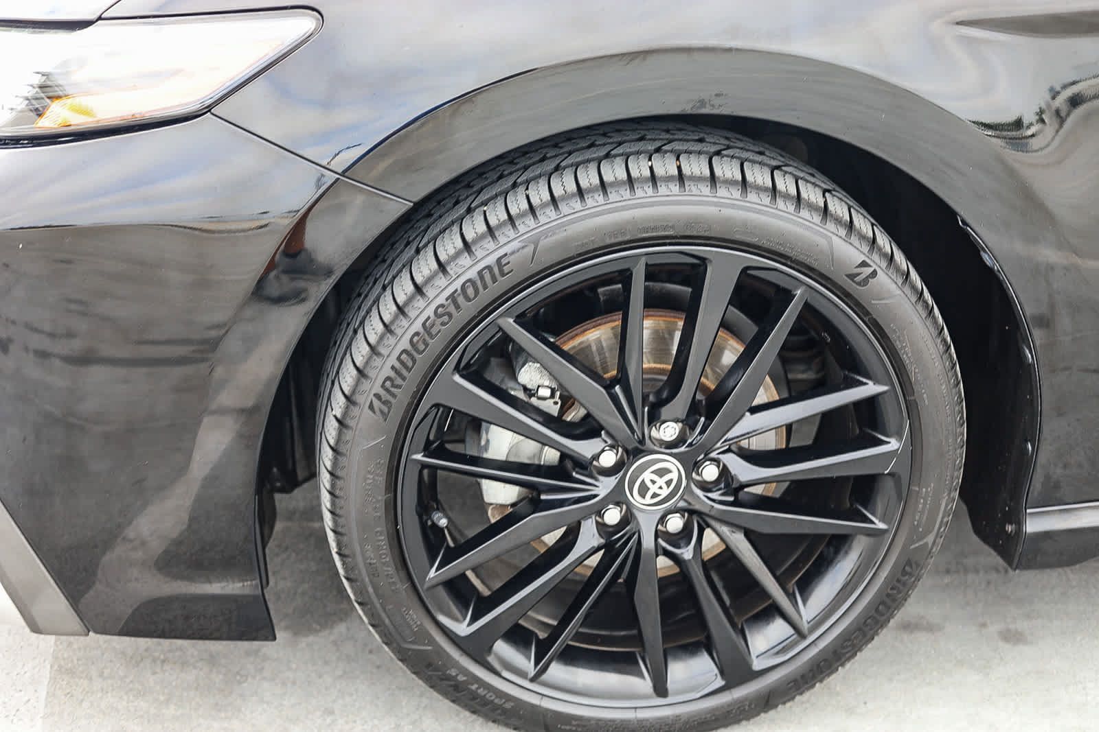Used 2021 Toyota Camry XSE w/ Carpet Mat Package (TMS) FWD image 10