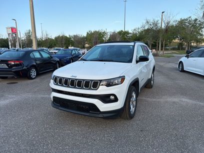 Used 2025 Jeep Compass Latitude w/ Sun & Sound Group
