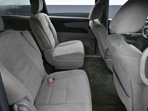 Used 2016 Honda Odyssey LX image 15