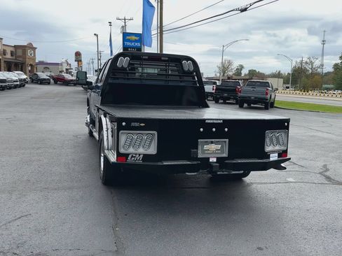 Used 2025 Chevrolet Silverado 3500 LT w/ Convenience Package AWD/4WD image 7