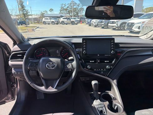 Used 2023 Toyota Camry XSE w/ Navigation Package image 25