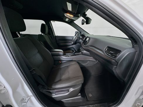 Used 2023 Dodge Durango GT image 34