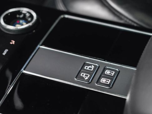 Used 2020 Land Rover Range Rover SV Autobiography Dynamic AWD/4WD image 62