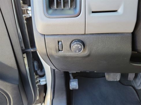 Used 2018 Chevrolet Colorado W/T w/ WT Convenience Package image 14