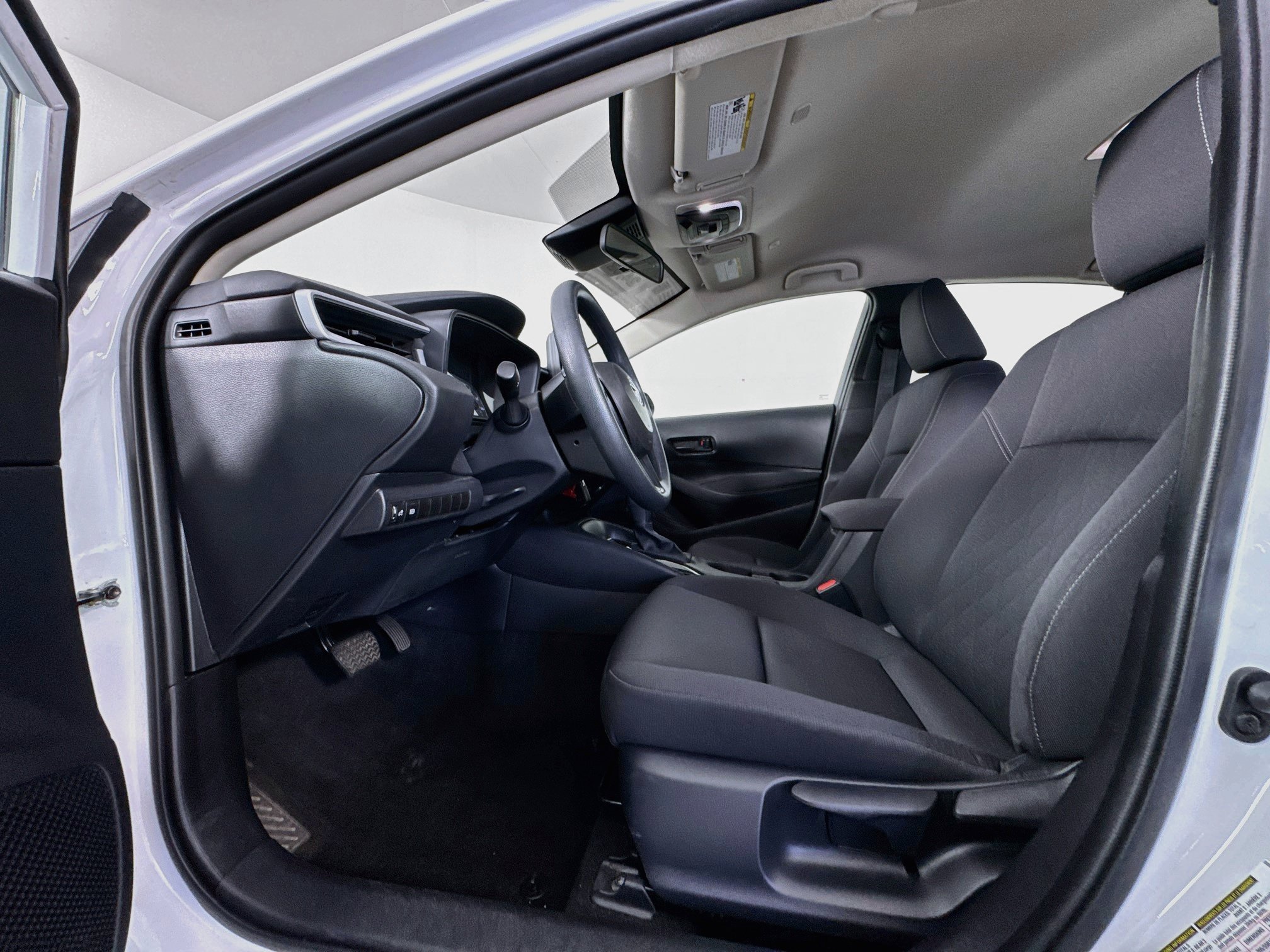 Certified 2025 Toyota Corolla LE FWD image 19
