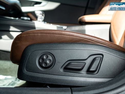 Used 2017 Audi A4 2.0T Premium Plus w/ Premium Plus Package image 13