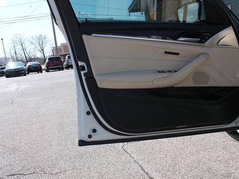 Used 2021 BMW 530i xDrive w/ Convenience Package image 35