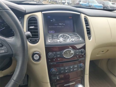 Used 2017 INFINITI QX50 2WD w/ Technology Package image 20