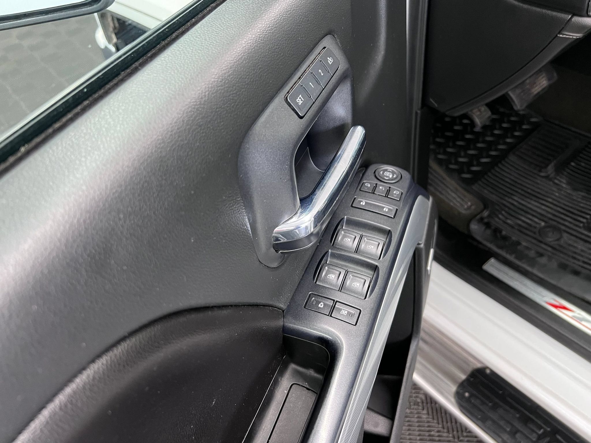 Used 2015 Chevrolet Silverado 3500 LTZ w/ Duramax Plus Package AWD/4WD image 11
