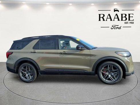 New 2026 Ford Explorer ST w/ Sun And Sound Package AWD/4WD image 8