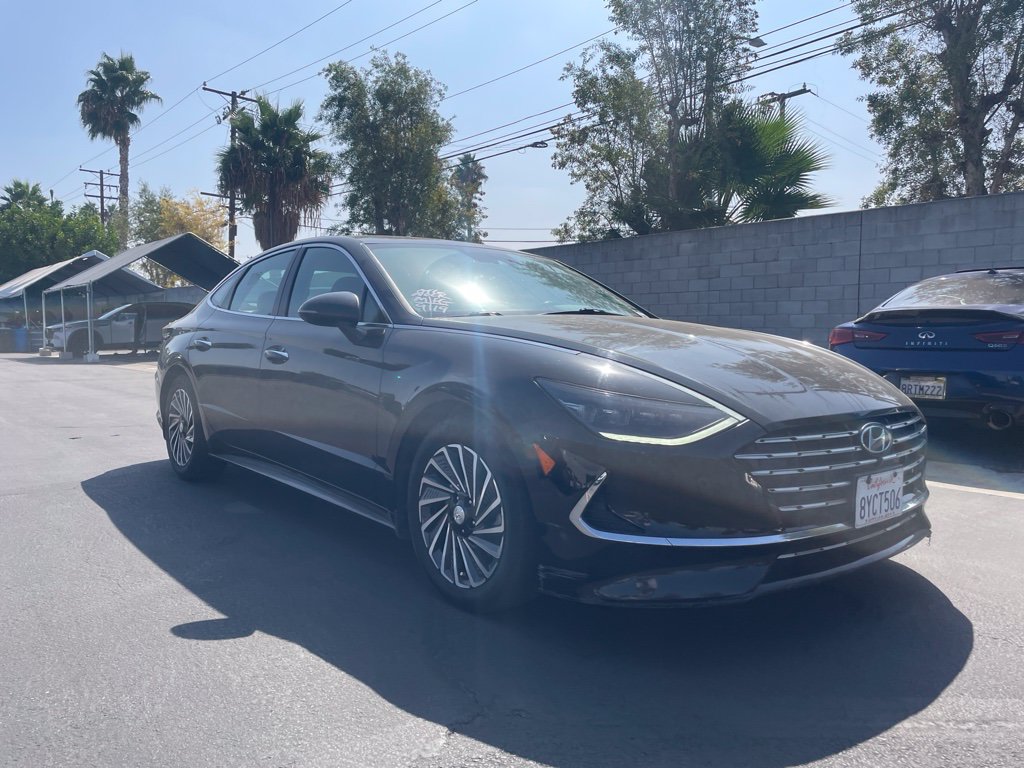 Used 2022 Hyundai Sonata Limited FWD image 1