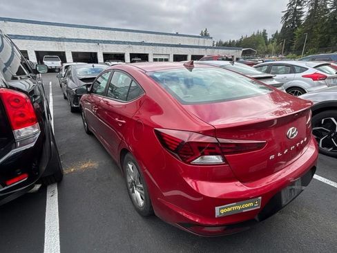 Used 2020 Hyundai Elantra SEL FWD image 3