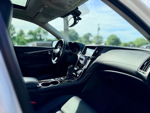Used 2019 INFINITI Q50 Luxe w/ Cargo Package (L96) RWD image 27