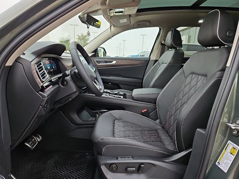 New 2026 Volkswagen Atlas SEL Premium R-Line image 12