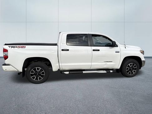 Used 2018 Toyota Tundra SR5 w/ TRD Off Road Package AWD/4WD image 10