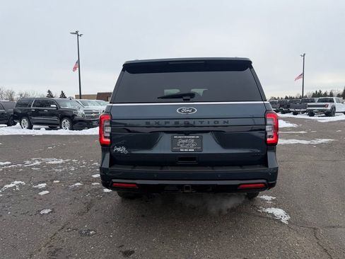 Used 2022 Ford Expedition Max Limited image 6