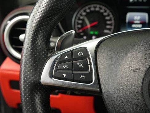 Used 2018 Mercedes-Benz AMG GT Roadster image 44