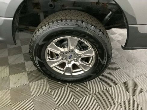 Used 2016 Ford F150 XLT w/ Equipment Group 302A Luxury AWD/4WD image 38