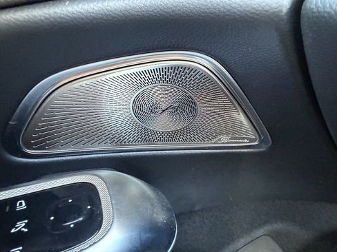 Used 2025 Mercedes-Benz E 350 Sedan image 13