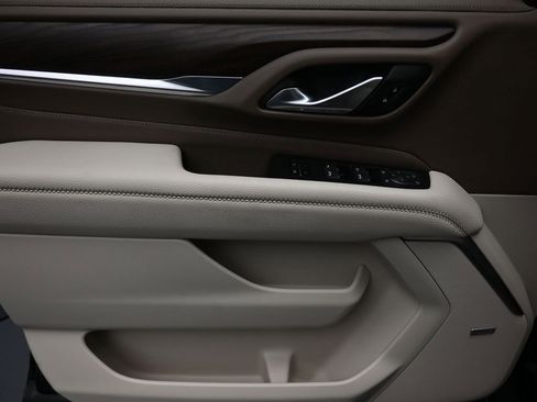 Used 2022 GMC Yukon XL Denali w/ Max Trailering Package image 10