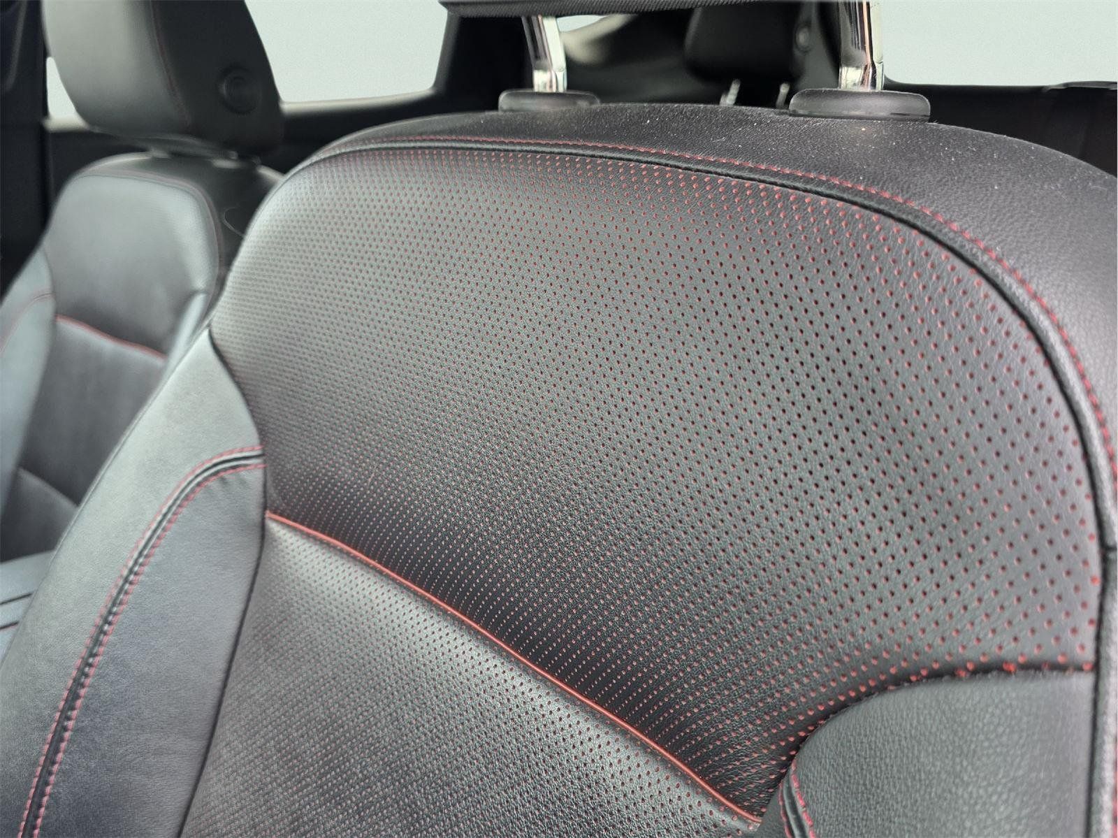 Used 2019 Chevrolet Blazer RS FWD image 21