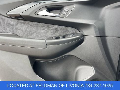 Used 2021 Chevrolet TrailBlazer LT w/ Convenience Package image 21