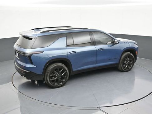 New 2026 Chevrolet Traverse RS w/ LPO, Floor Liner Package FWD image 62