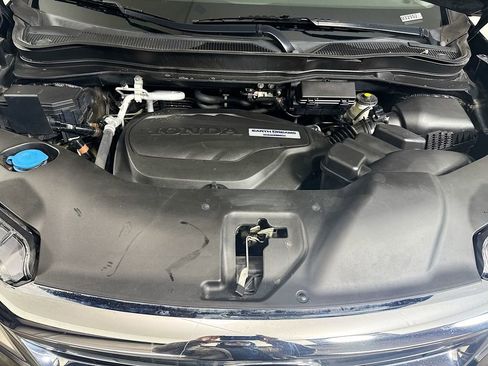 Used 2021 Honda Pilot Touring image 33