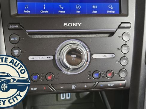 Used 2020 Ford Fusion Titanium image 15