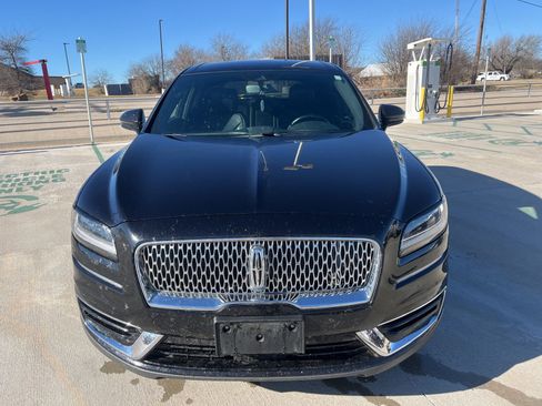 Used 2020 Lincoln Nautilus Premier w/ Equipment Group 101A image 2