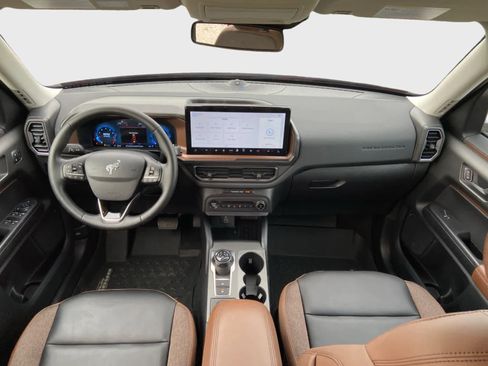Used 2025 Ford Bronco Sport Outer Banks w/ Outer Banks Tech Package+ AWD/4WD image 14