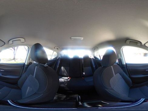 Used 2025 Nissan Sentra SV image 37