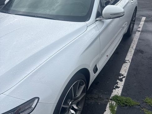 Used 2023 Genesis G70 2.0T image 2