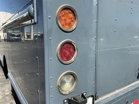 Used 2021 Ford Transit 350 Base image 12