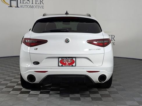 Used 2023 Alfa Romeo Stelvio Veloce AWD/4WD image 6