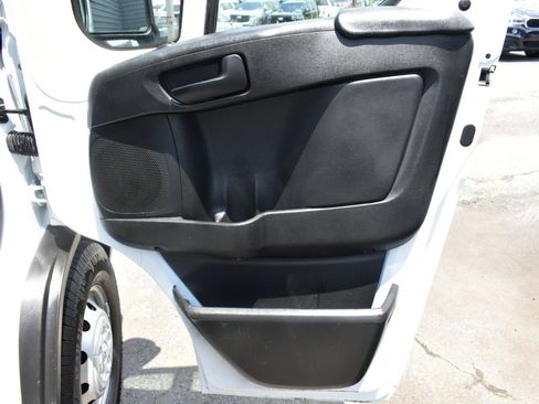 Used 2021 RAM ProMaster 2500 w/ Convenience Group FWD image 28