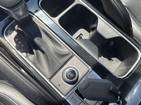 Used 2025 Kia Telluride S AWD/4WD image 24