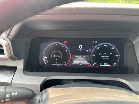 Used 2026 Toyota 4Runner Limited AWD/4WD image 21